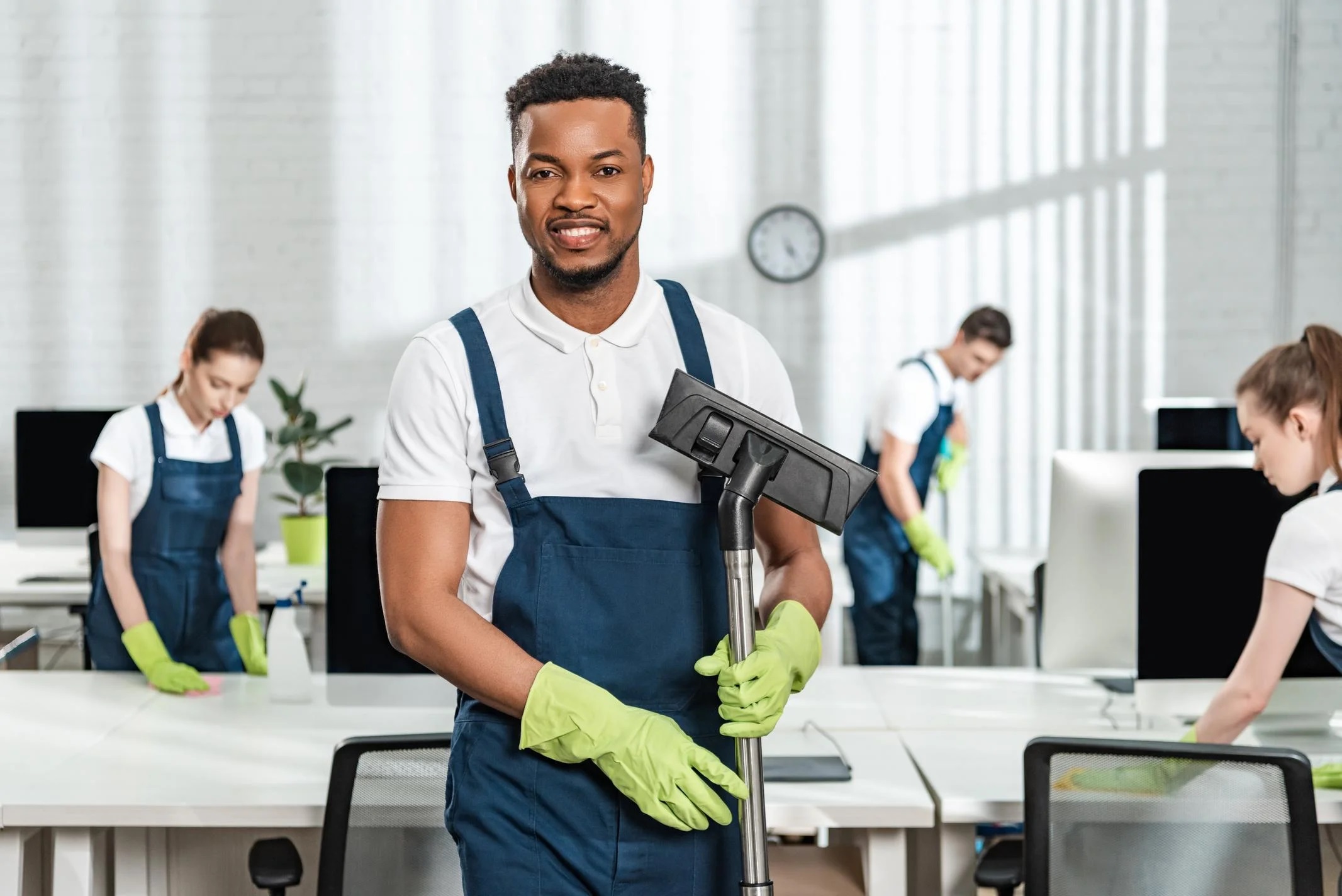 The Top 5 Benefits of Hiring a Commercial Cleaning Service for Your Business