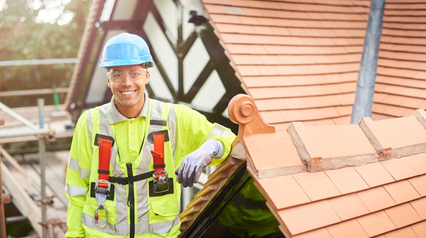 How Your Roofer Can Help You Choose the Best Roof for Your Climate